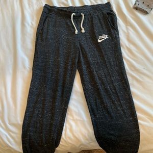 Nike Cropped Leg Sweatpants